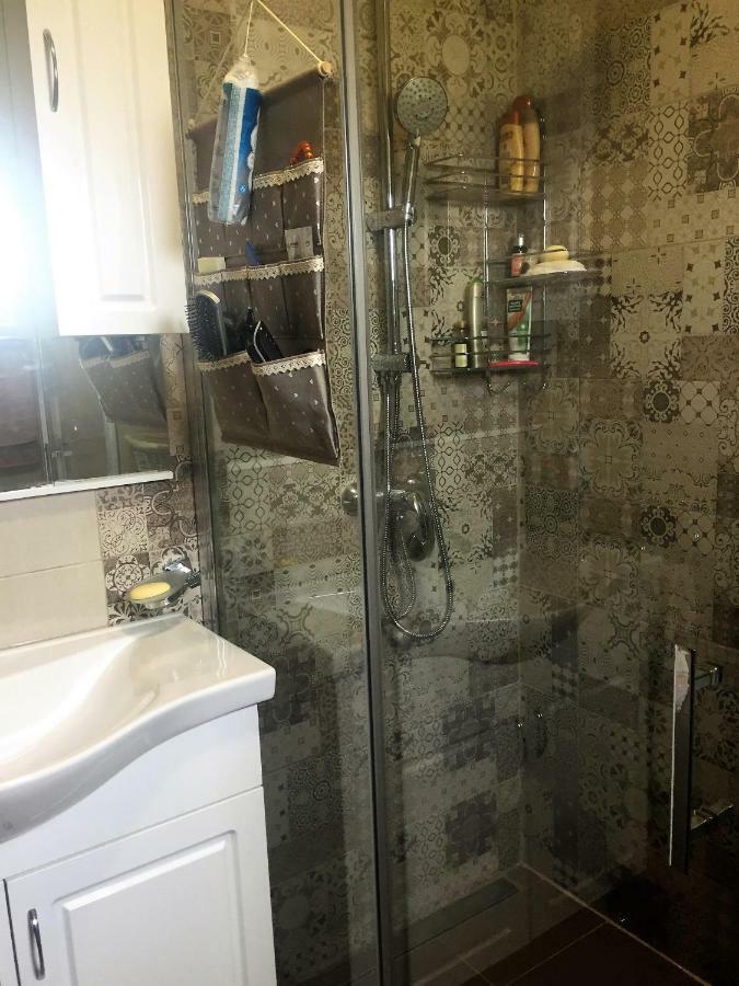 Eko Apartmani Krackovic Golubovci Exteriör bild