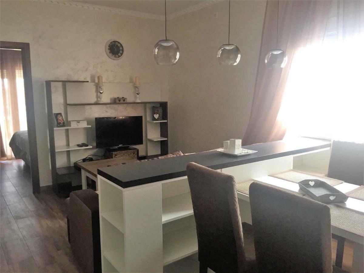 Eko Apartmani Krackovic Golubovci Exteriör bild